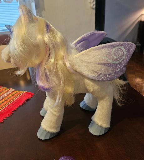 Jednorožec starlily, 