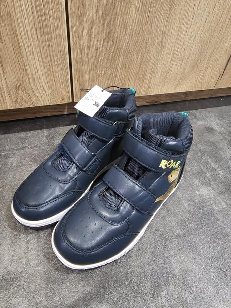 Nové friboo topánky, 30