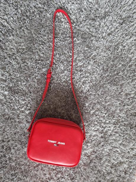 Tommy hilfiger kabelka, tommy hilfiger