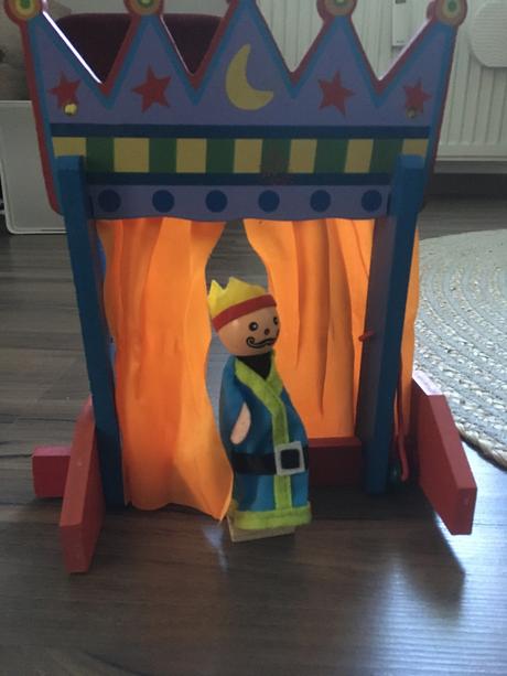 Drevené divadlo a manusky, 