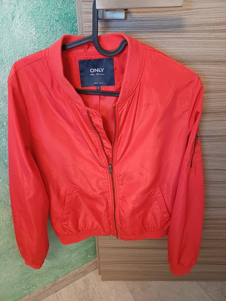 Bundička only, only,s