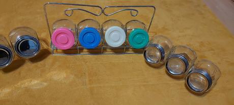 Sklenené koreničky zo stojanom, 