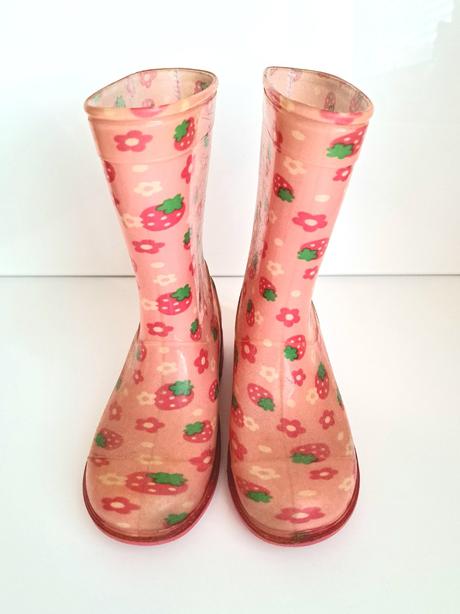 Dievčenské gumáky, 32