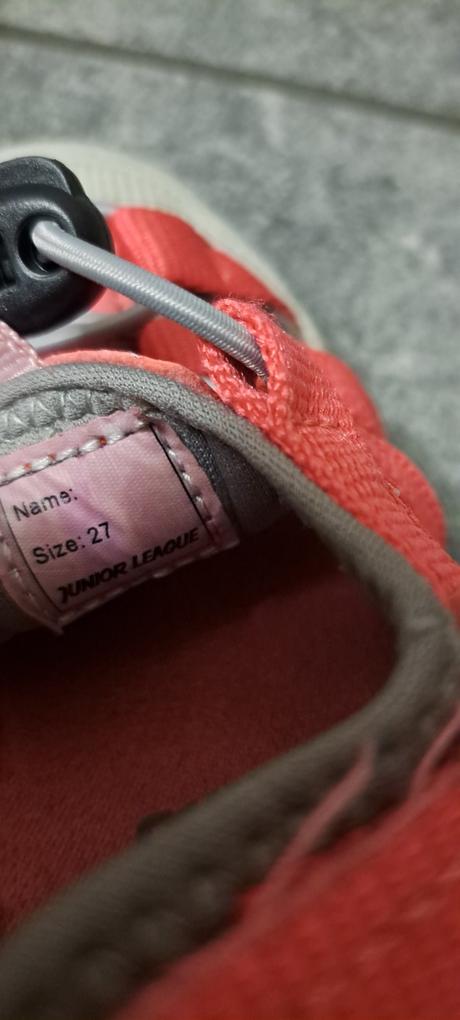 Turistické topánky, 27