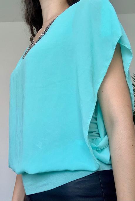 Elegantná blúzka, 38