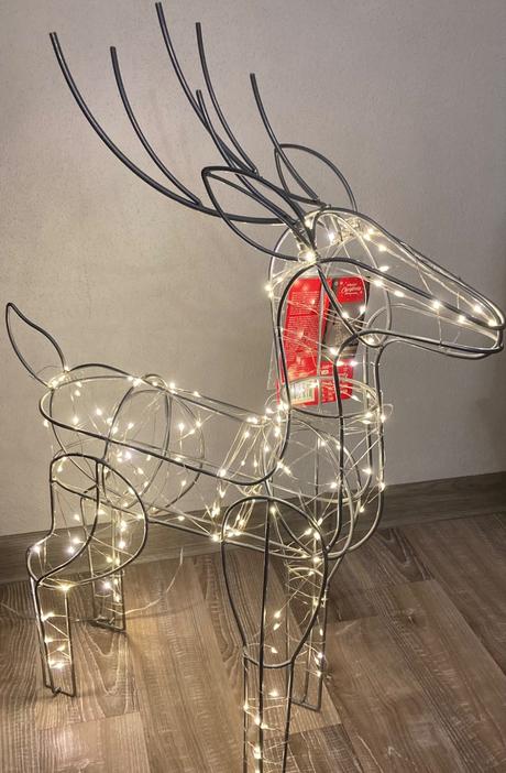 Led svietiaci vianočný sob, 