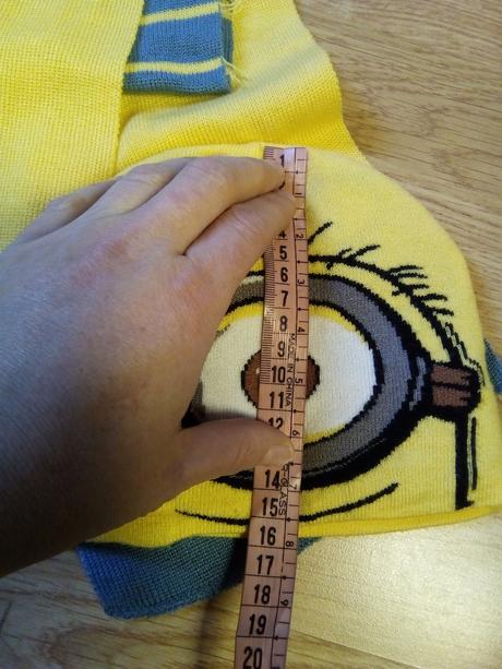 Šal a čiapka mimon., 68