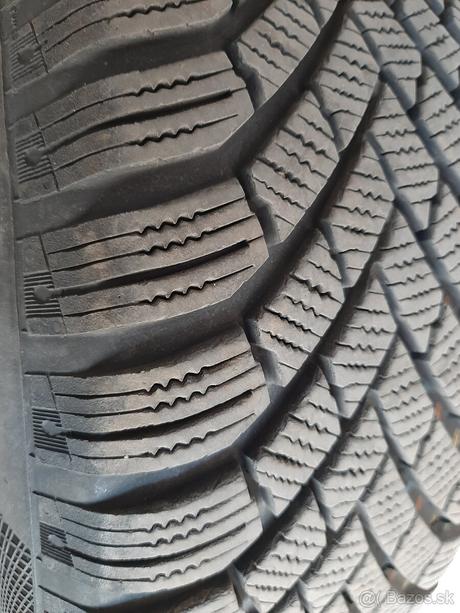 205/65 r16 h - zimné pneumatiky na originálnych di,