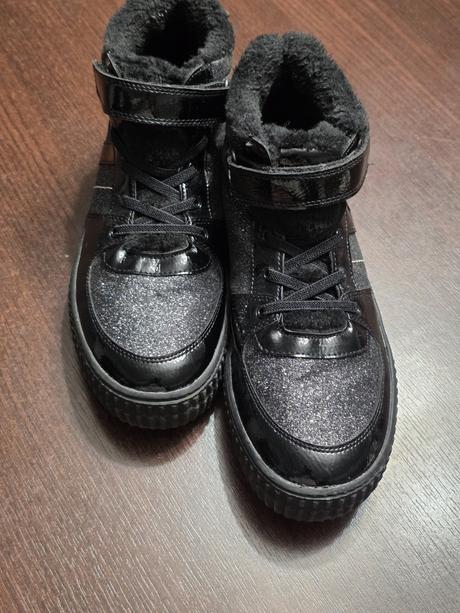 High-top" zateplene tenisky  na platforme, baťa,37