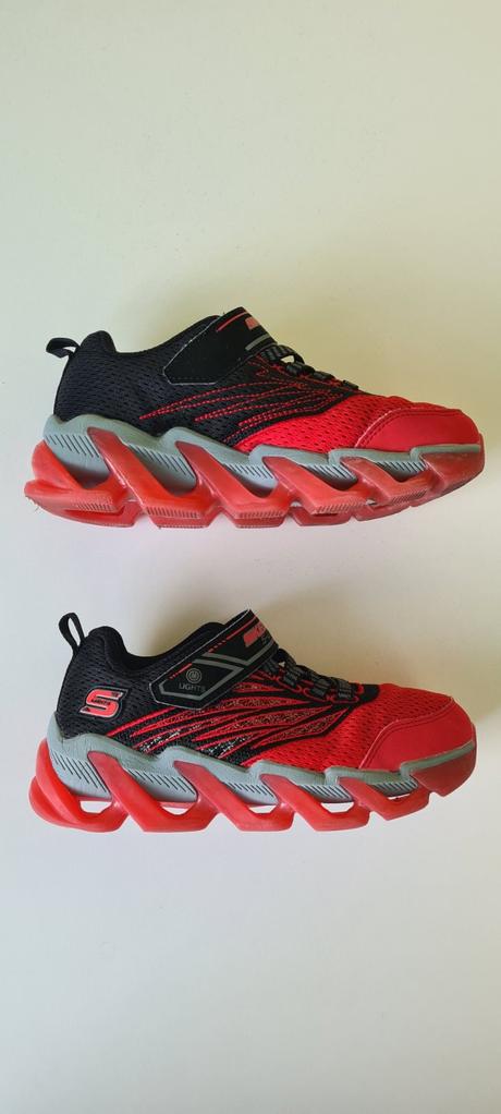 Krasne svietiace tenisky sketchers, skechers,31