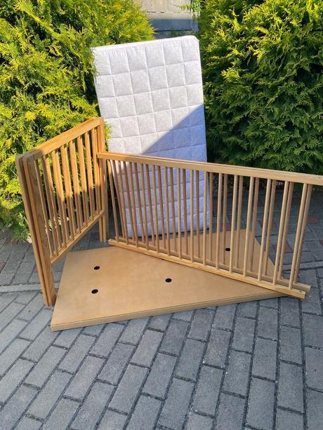 Drevená postieľka, šírka (cm): 60,dĺžka (cm): 120