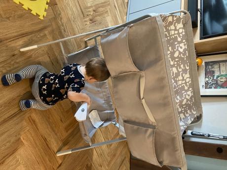 Prenosny prebalovaci pult, 