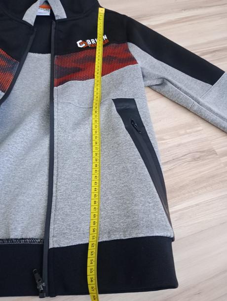 Sveter, chapter young,146