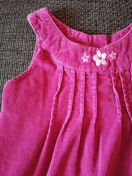 Menčestrové šaticky, cherokee,98