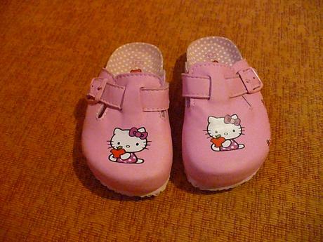 Šľapky-dreváky hello kitty, c&a,24
