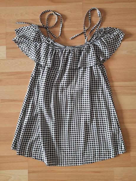 Blúzka s volánom, 38