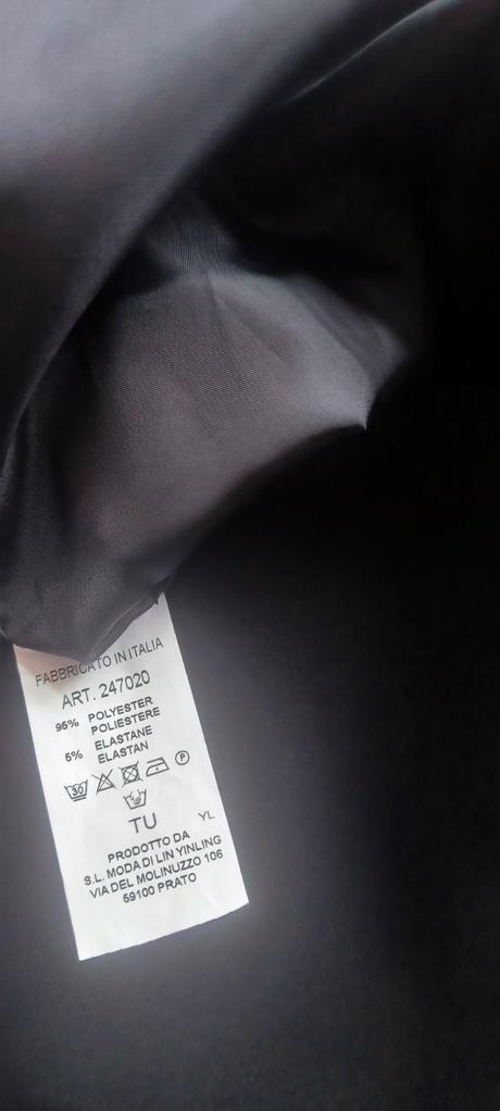 Predĺžené sako s opaskom, 