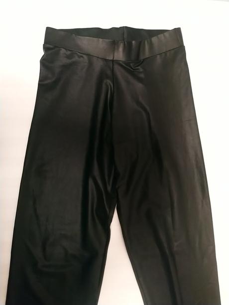 Dámske lesklé čierne elastické legíny, pieces, xs, xs