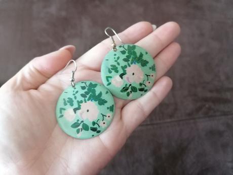 Zelené kvetinové náušnice,