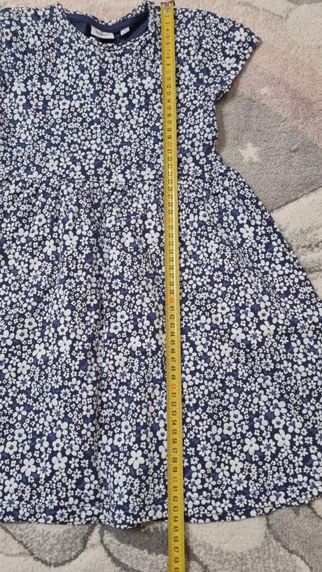 B3540 šaty kvetinové, 128