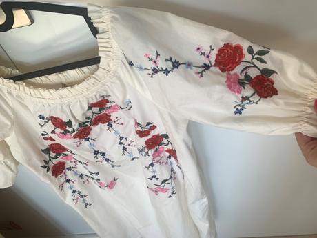Vyšívané šaty, h&m,38
