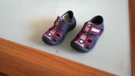 Predám topánky, domáce obutie, 24