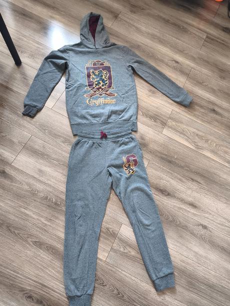 Tepláková súprava harry potter, 152