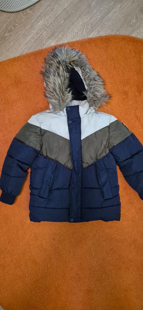 Bunda c&a 110, c&a,110