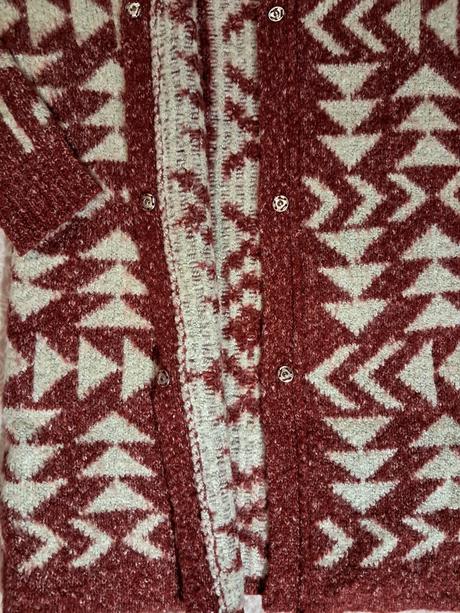 Teply sveter s, amisu,s