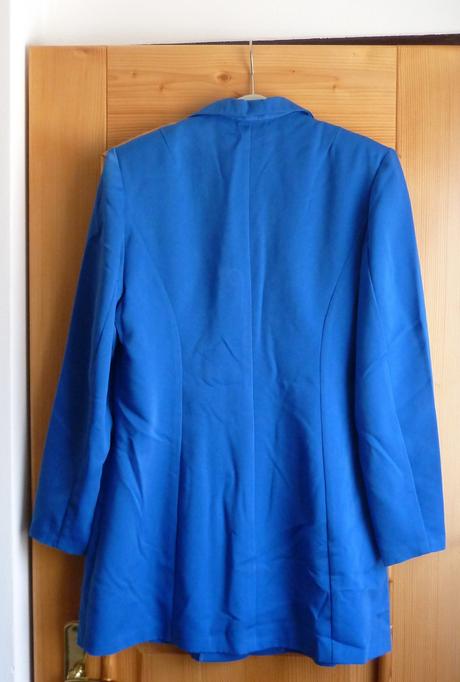 Kvalitne kralovsky modre sacko, l