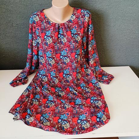 Kvietkovane saty, xl