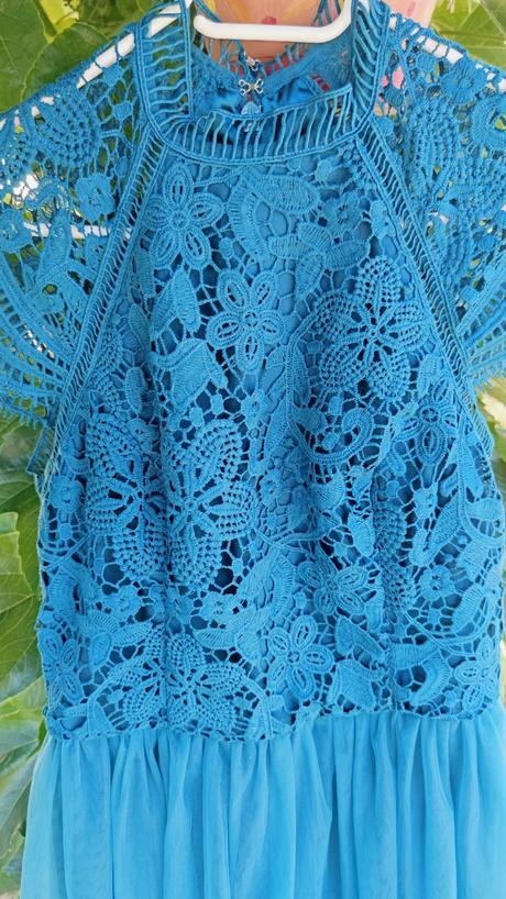 Spoločenské šaty chi chi london, 36