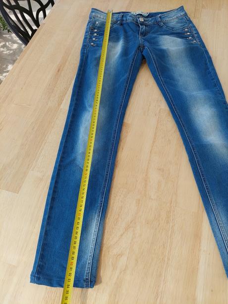 Rifle s kamienkami, 28