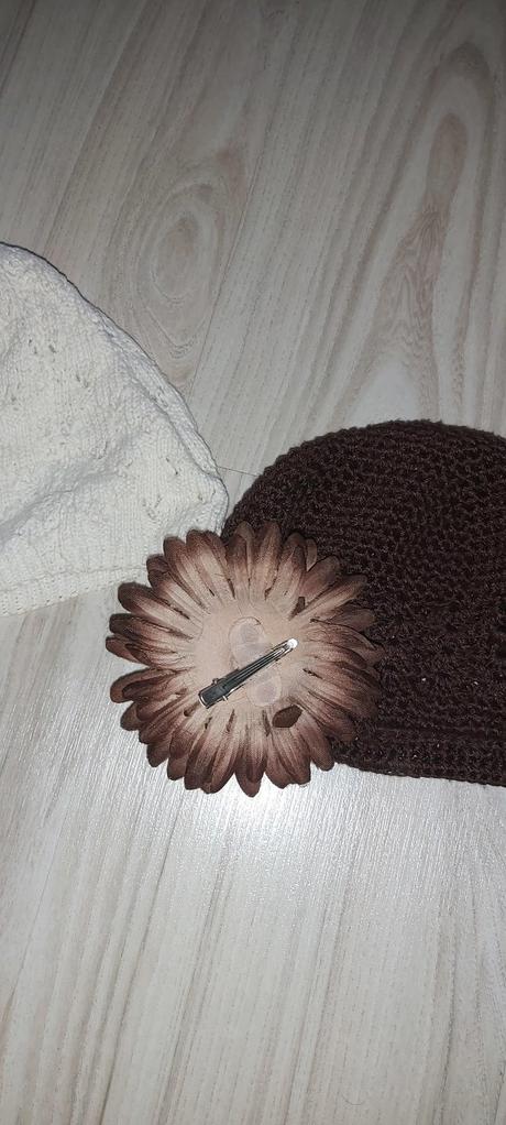 Háčkované čiapočky, 110