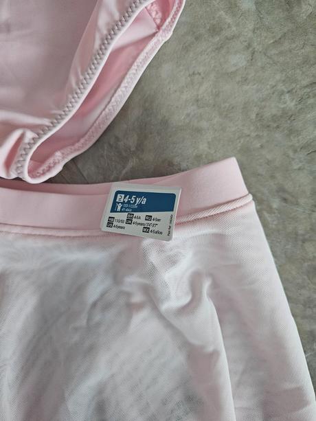 Baletny dres a suknička 104/110, 104