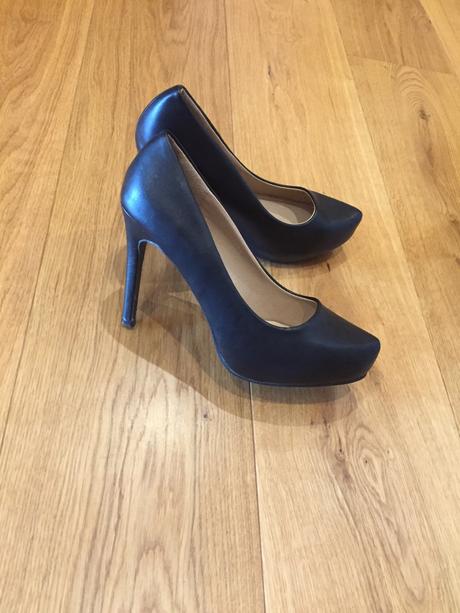 Čierne topánky, 39