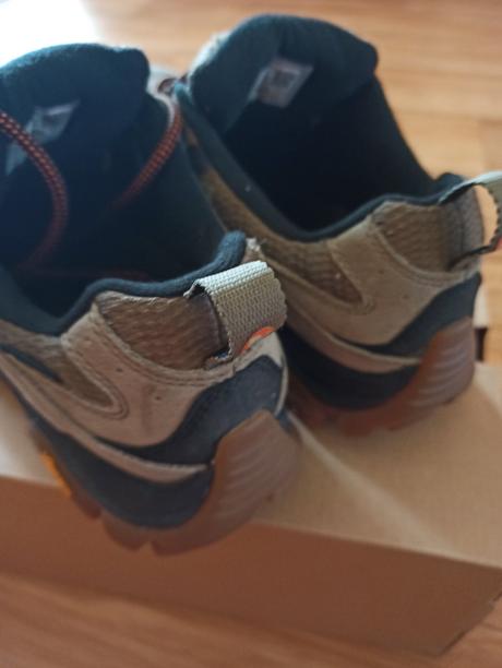 Turisticka obuv, merrel,43