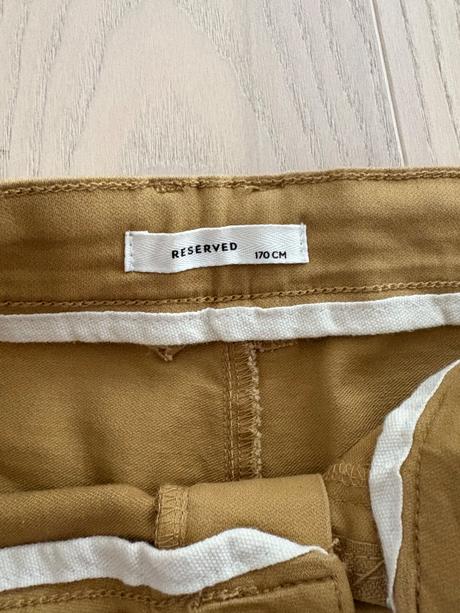 Šortky reserved 170, reserved,170