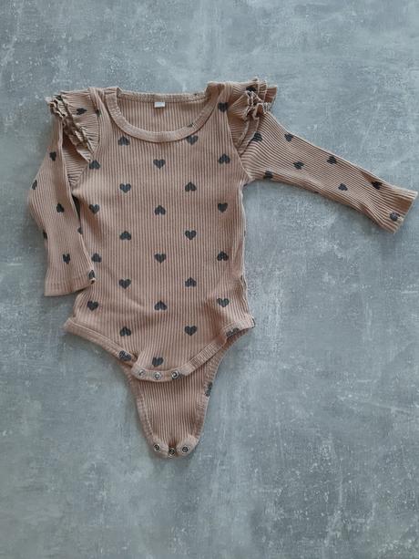 Rebrovane volanove body, 80