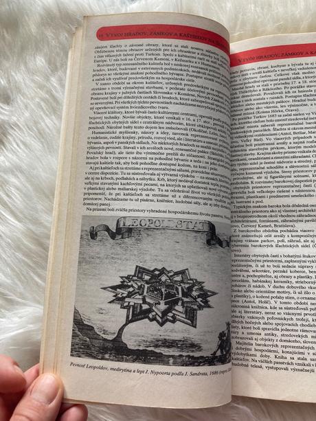 Hrady, zámky a kaštiele na slovensku (1990),