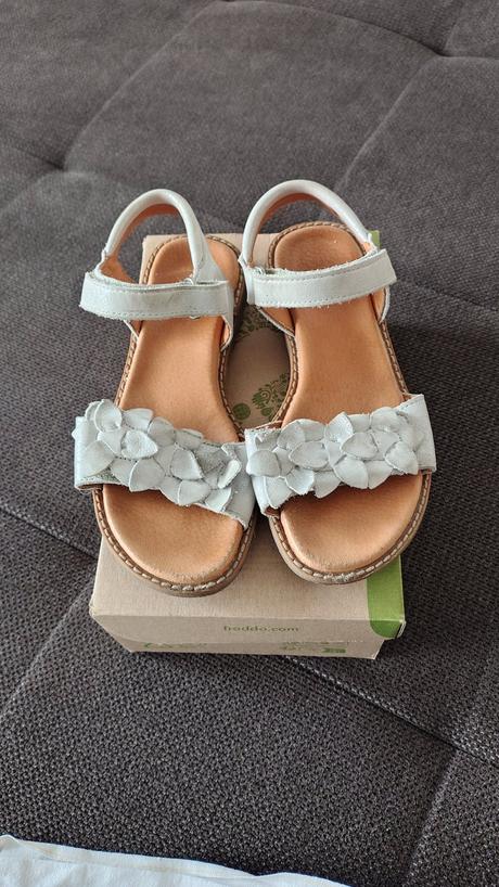 Krásne kožené sandálky froddo, froddo,33