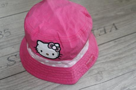 Obojstranný klobúčik hello kitty, h&m,86