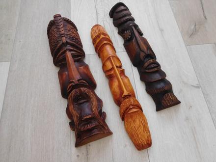 Drevo rezba tváre -závesná dekorácia 60 cm dlžka, 