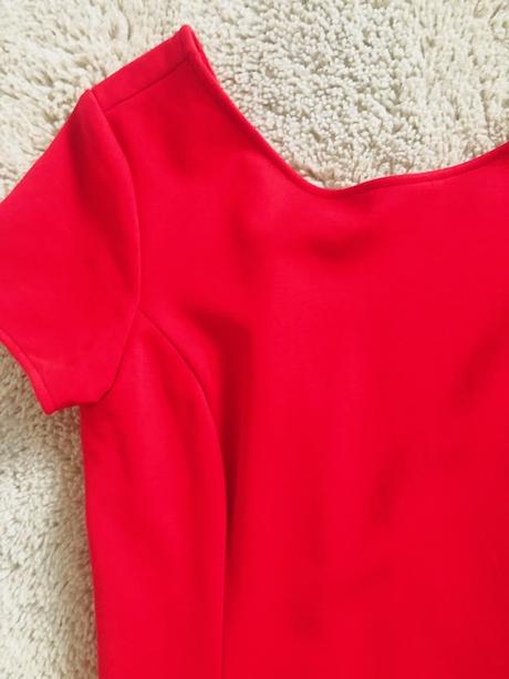 Armani mini šaty, armani,s