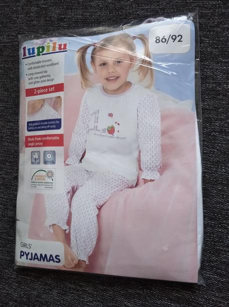 Dievčenské pyžamko, lupilu,86