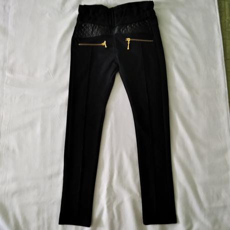 Čierne nohavice, 116