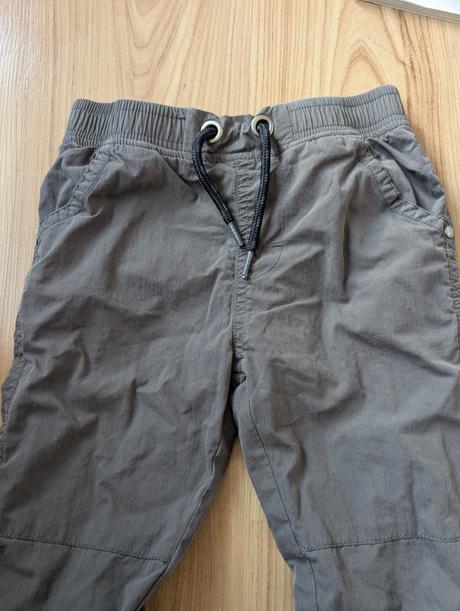 Nohavice podšité, st. bernard,122