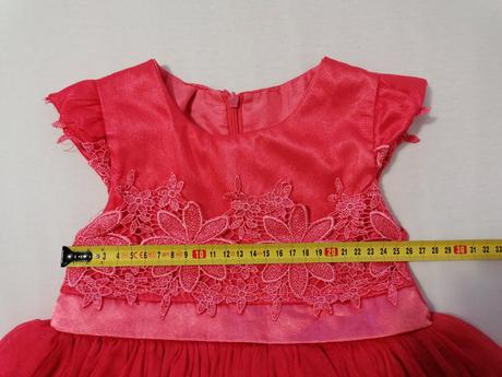 Slavnostne saty s bohatou suknou, 98