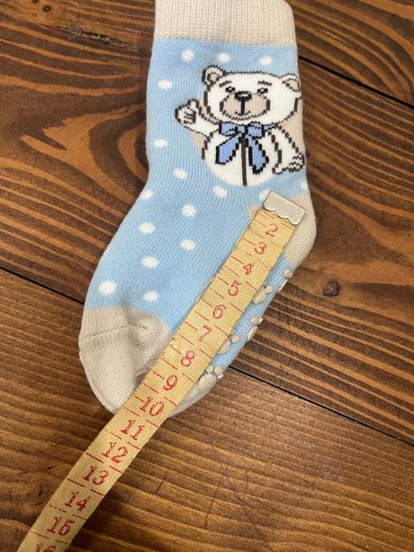 Protišmykové ponožky, 18