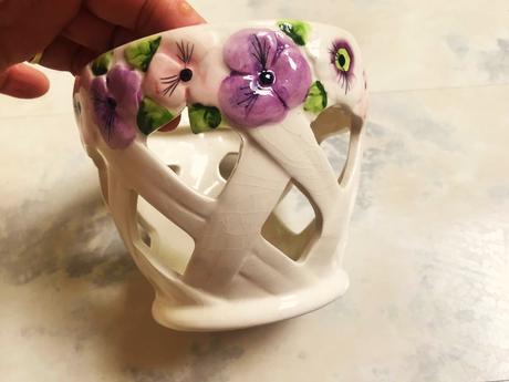 Starožitný kvetináč, 